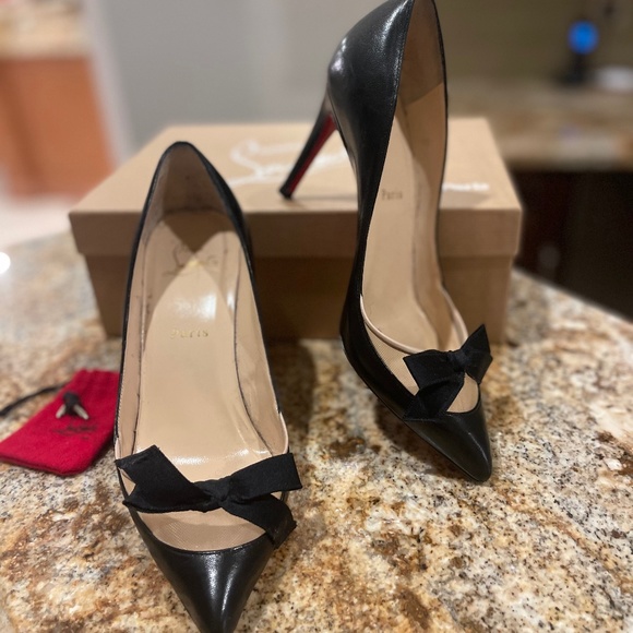 Christian Louboutin | Shoes | Christian Louboutin Love Me